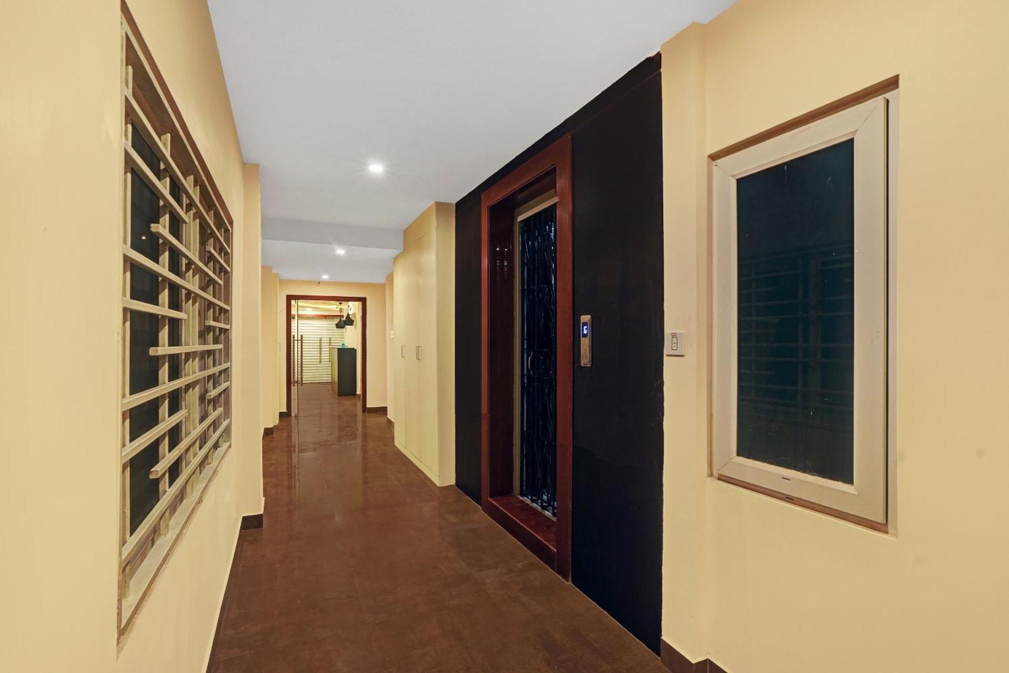 Capital O De Alphabet Kakinada Hotel Bagian luar foto